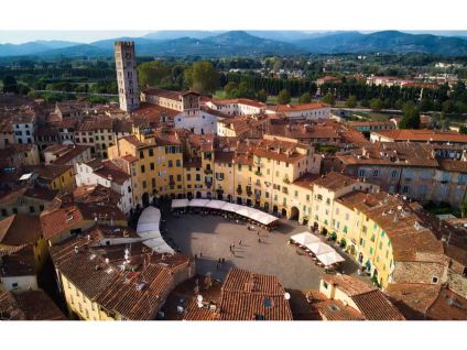 lucca